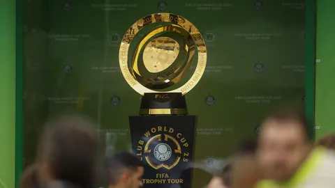 “马竞主场2027年欧冠决赛尘埃落定，遗憾错失世界杯举办机会”